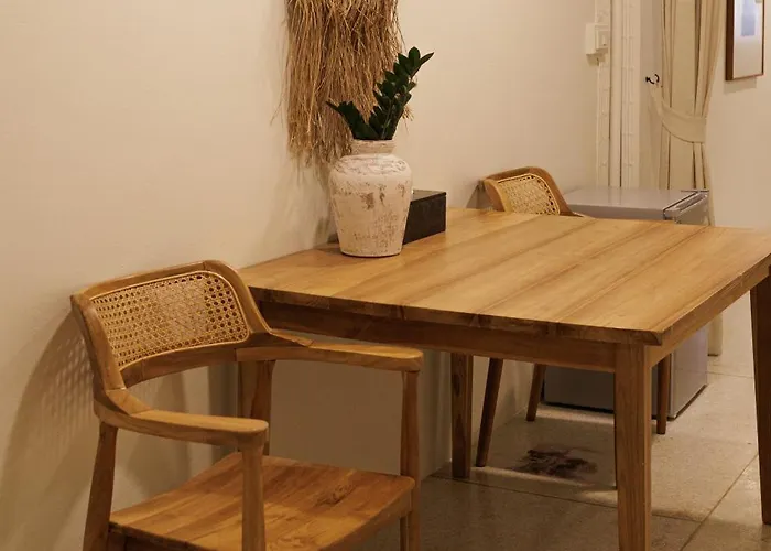Guest house Baan Nuit Stayhouse 4*